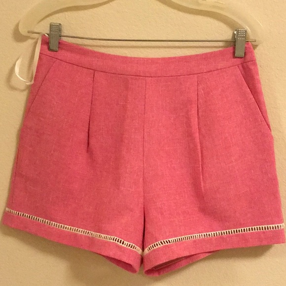 Love Riche Pants - NWOT dressy shorts size M run small